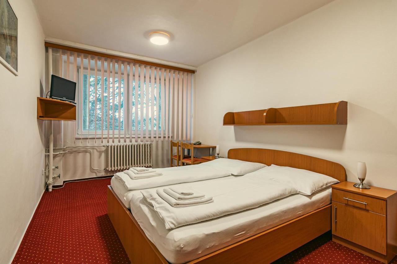 Hotel Garni Vsb Ostrava Eksteriør billede