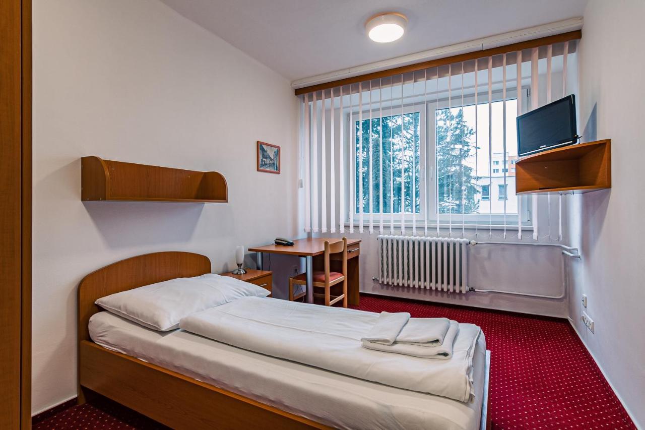 Hotel Garni Vsb Ostrava Eksteriør billede