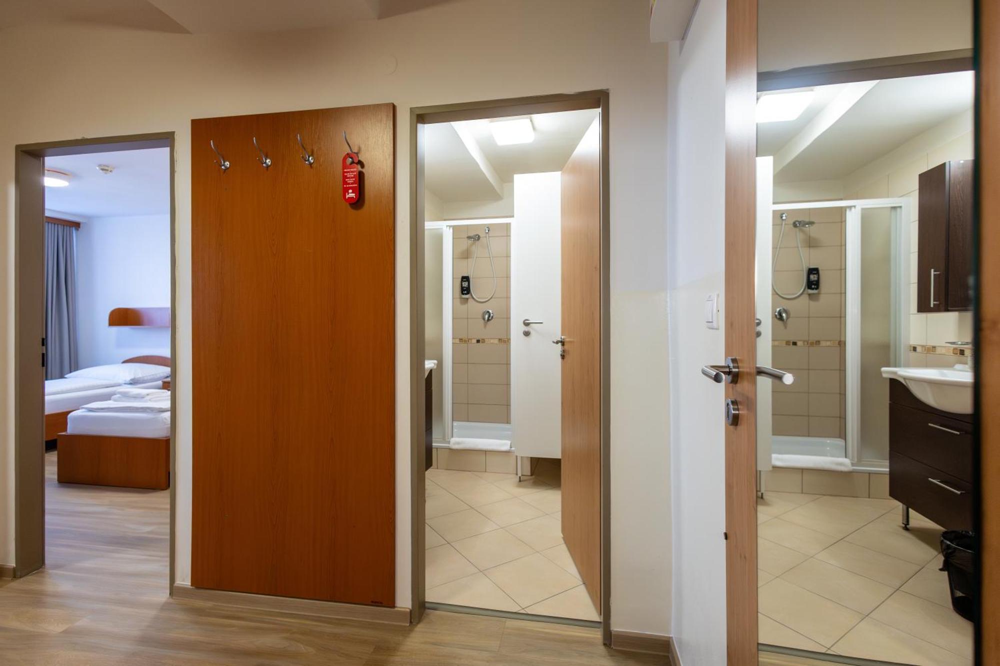 Hotel Garni Vsb Ostrava Eksteriør billede